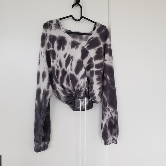 CROPPED TIE DYE HOODIE - Picture 4 of 8